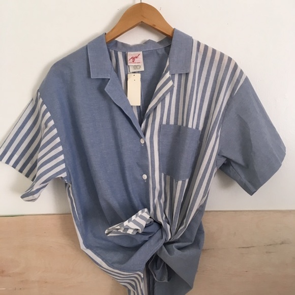 Vintage Tops - Vintage Chambray w/ White Stripes Short Sleeve